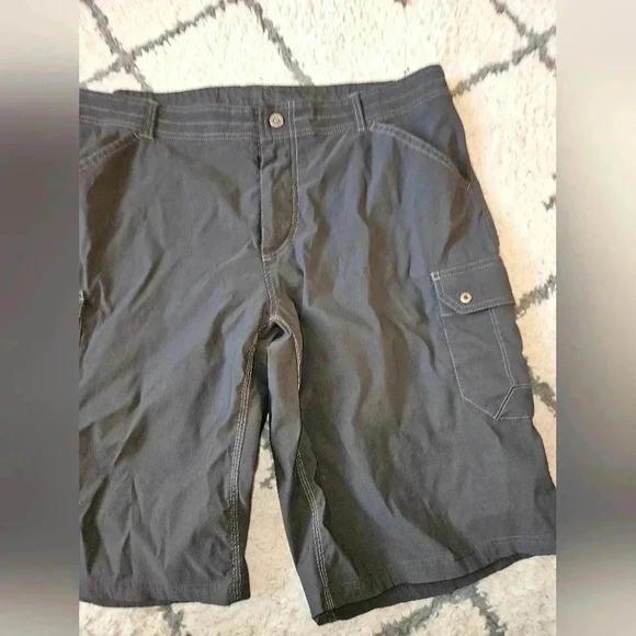 Kuhl cargo shorts men's 40 - Picture 3 of 5